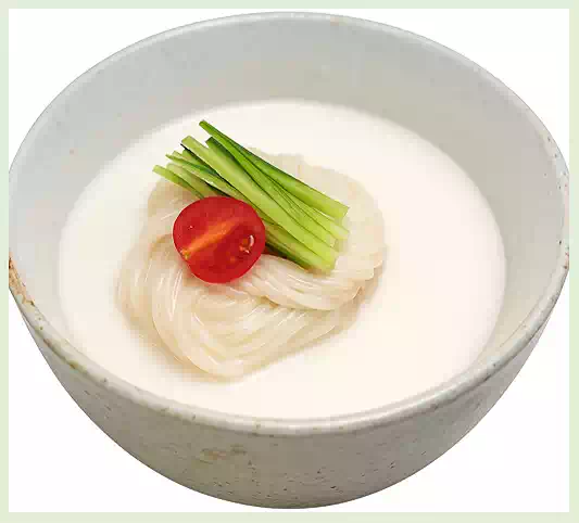 Korean Temple Food : Explore Traditional Vegan Food 12 10Traditional Korean Vegan Food_Korean Temple Food_Cold Soybean Noodle SoupN