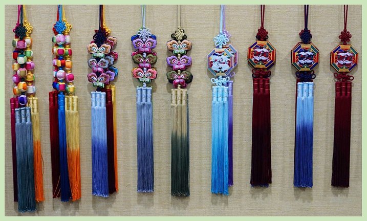 K-Pop Demon Hunters_Korean Traditional Norigae3