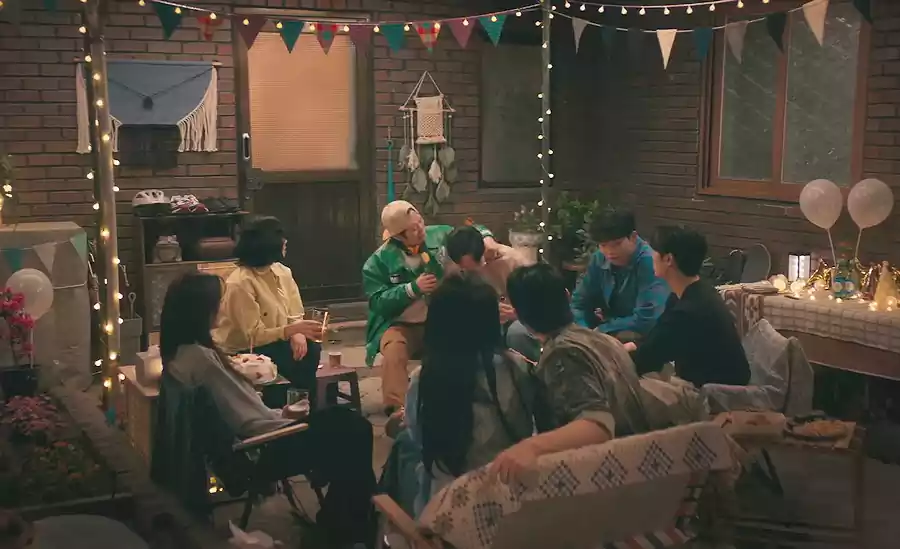 Head Over Heels K-drama_Korean shaman heroine_photo5